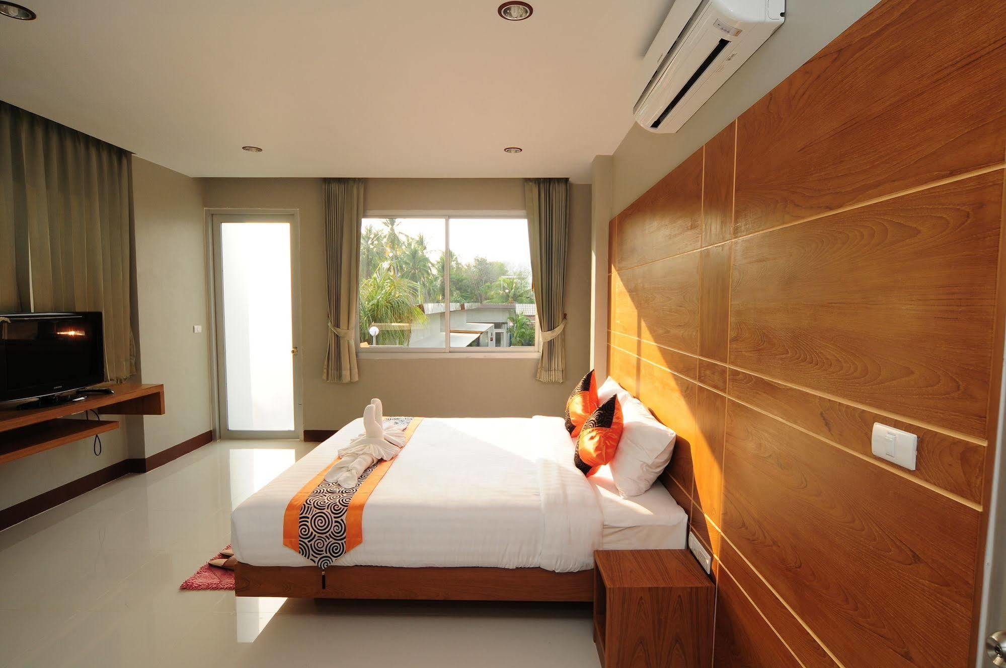 Phu Nana Boutique Hotel - Sha Plus Rawai Exterior foto